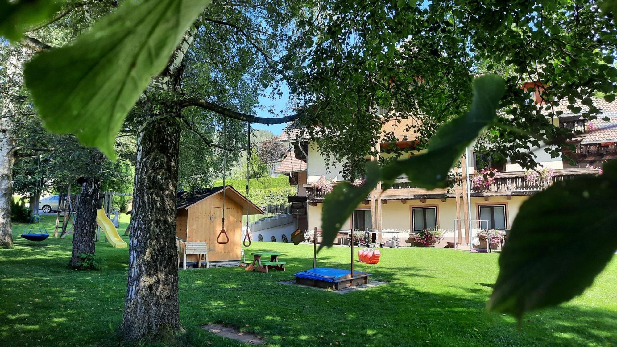 Urlaub Am Bauernhof Gaenser Sankt Peter am Kammersberg Ngoại thất bức ảnh